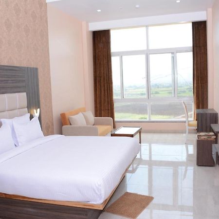 Ratnaa Resort Khamshet 외부 사진