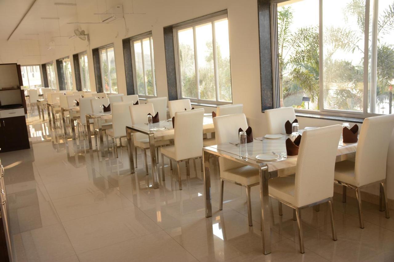 Ratnaa Resort Khamshet 외부 사진